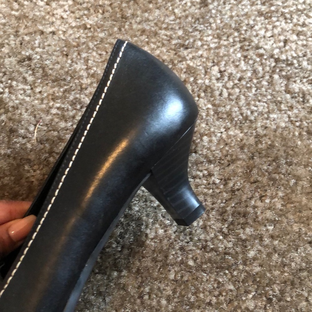 Bandolino Kitten Heels View 2